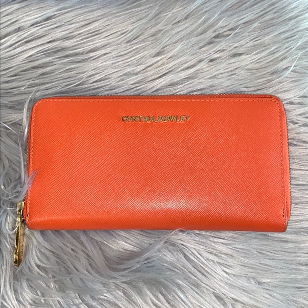 4 for $45 🌸 Large Wallet